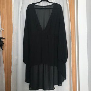 Torrid black coverup size 3